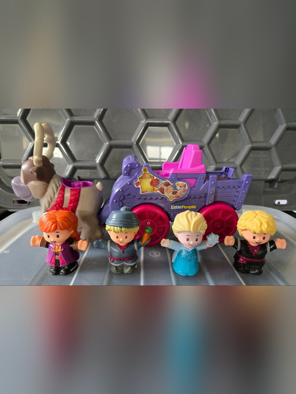 Fisher-Price Little People Froze Elsa